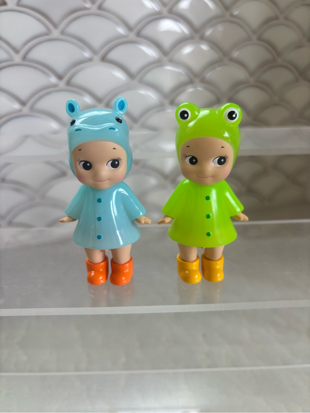 Sonny Angel Rainy Day Series - frog and hippo (set of 2)